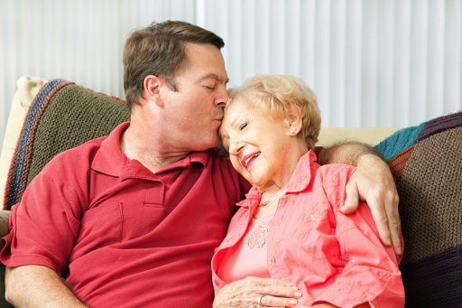 Tips for helping aging parents downsize to a smaller home